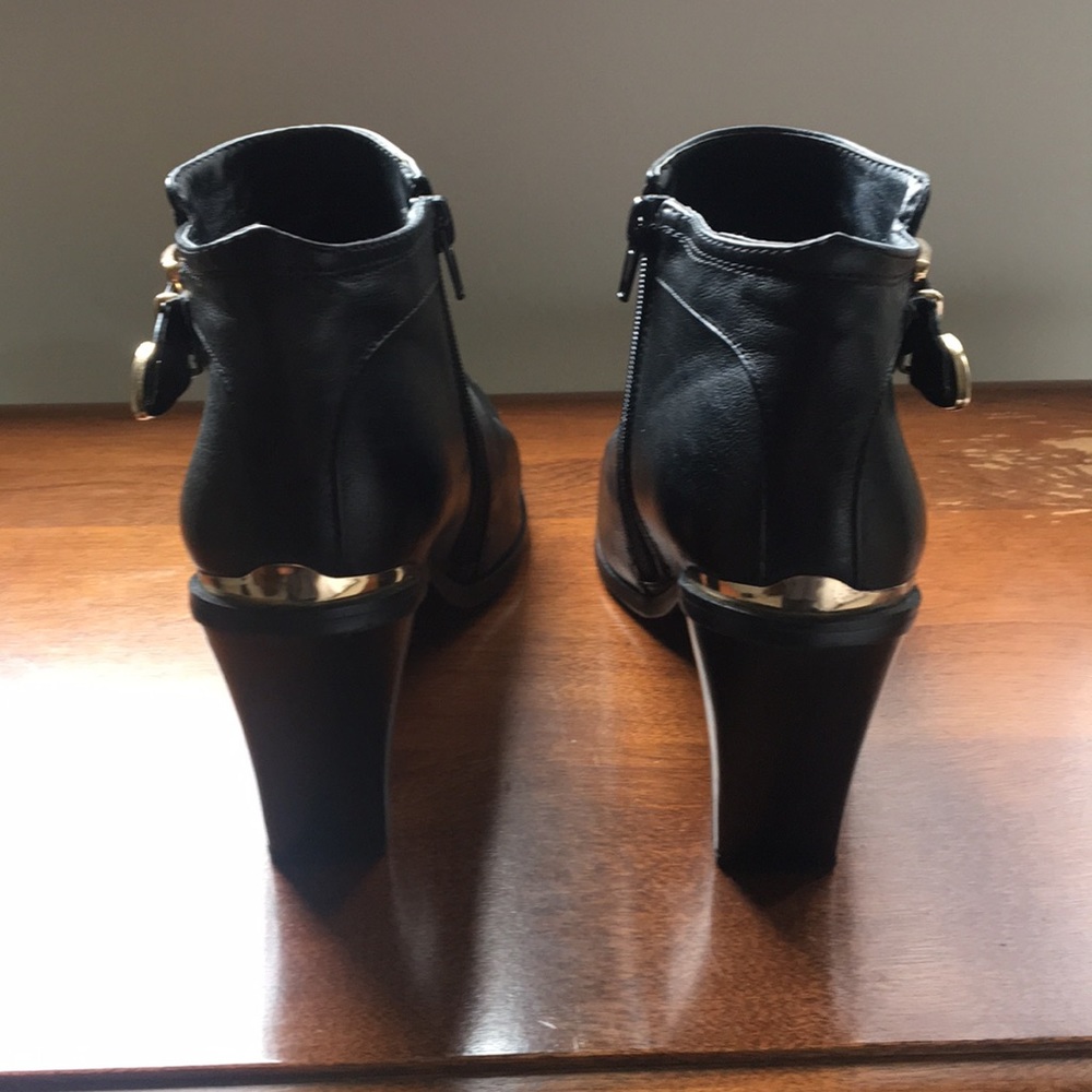 Black booties - Picture 3 of 3